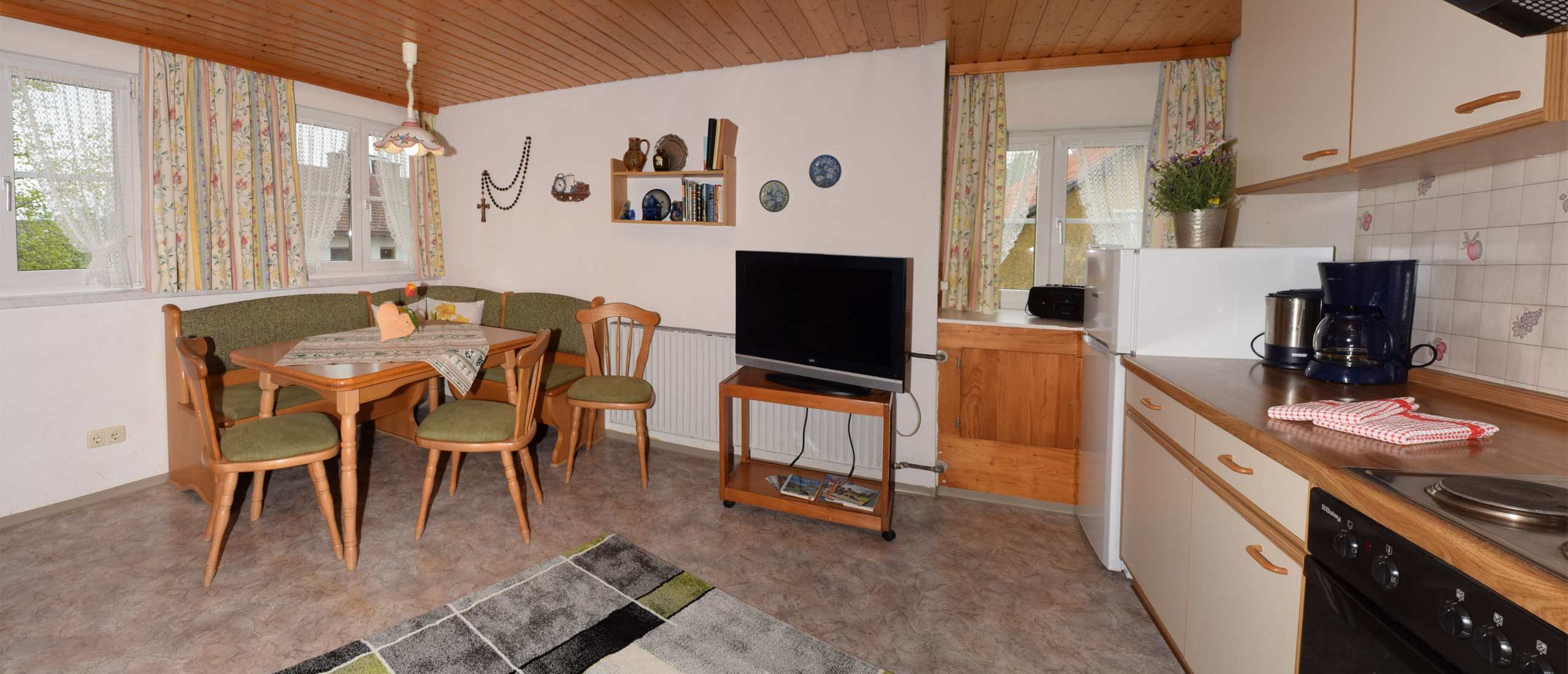 Kirchbihler Ferienwohnung Mittagblick